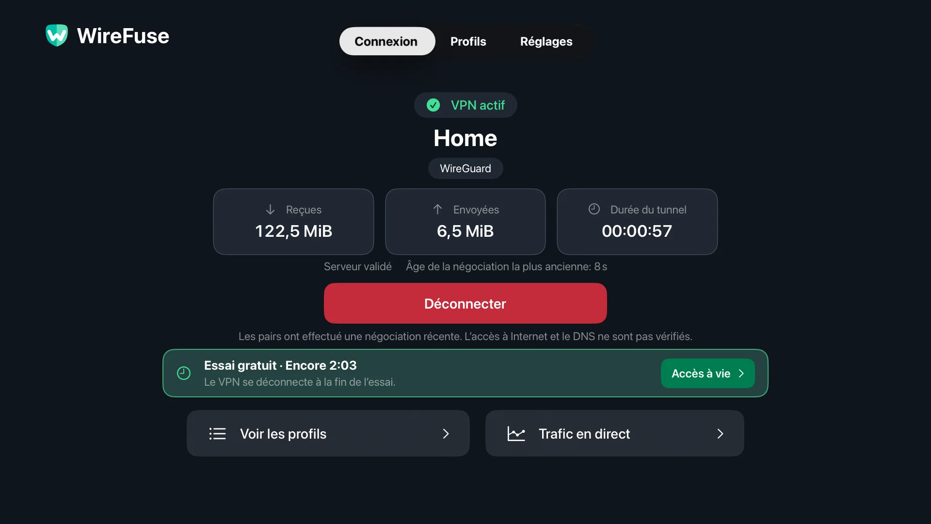 Écran de connexion WireFuse : profil d'accueil, statut VPN, vérification par les pairs, totaux de transfert et déconnexion.